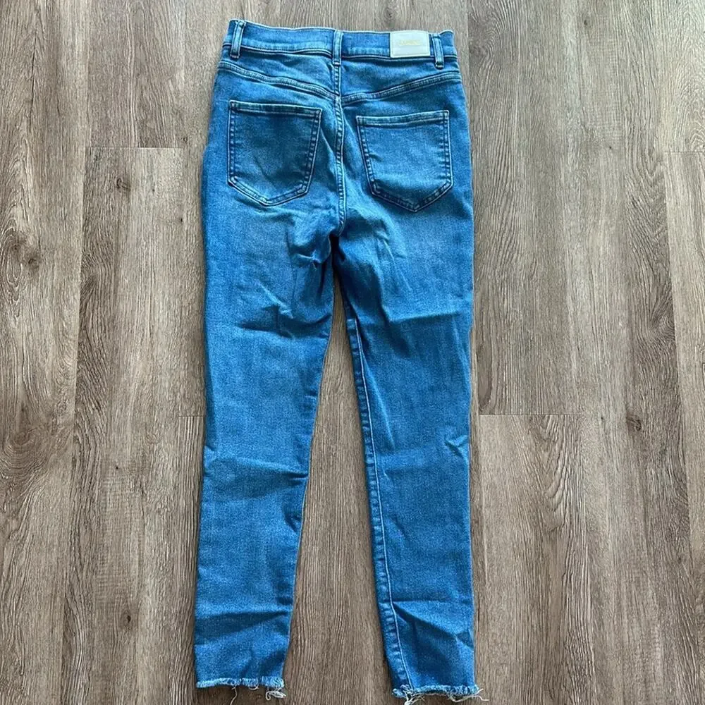 Express Super High Rise Double Button Skinny Jeans Medium‎ Wash Size 6